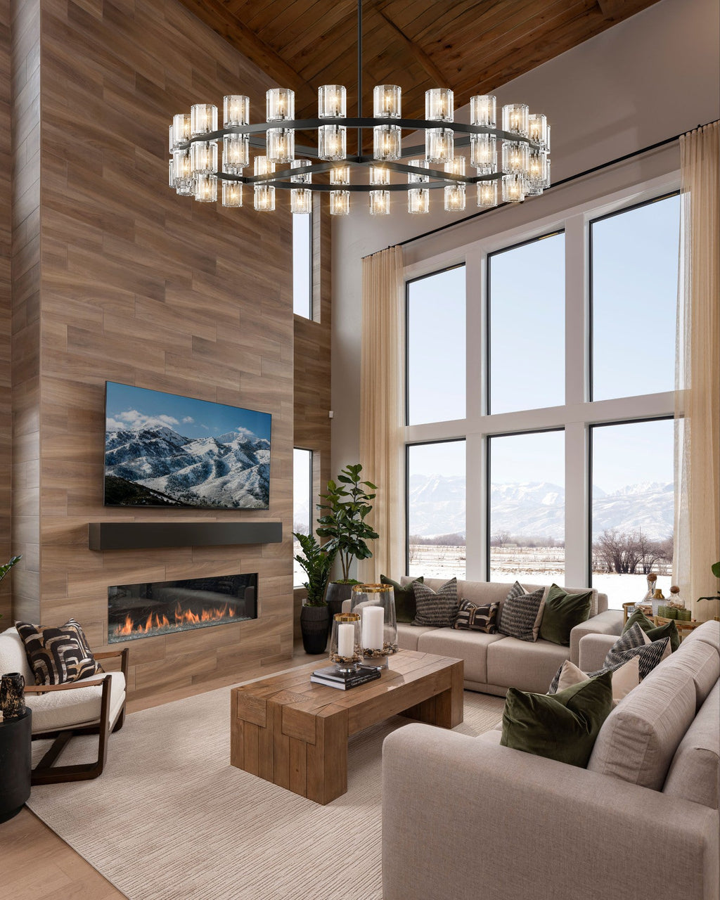 VERDANT WHEEL OF LIGHT CEILING LANTERN