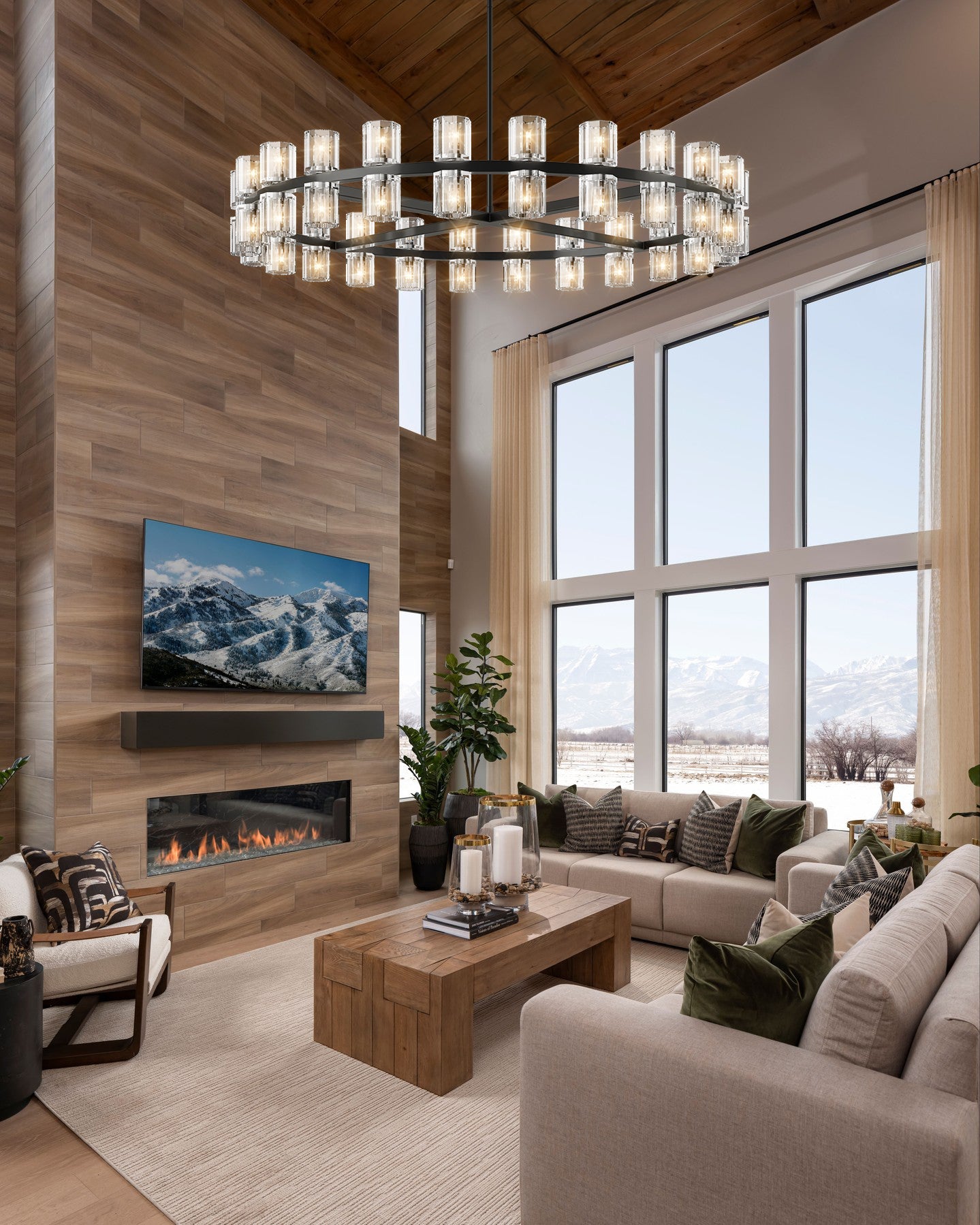 VERDANT WHEEL OF LIGHT CEILING LANTERN