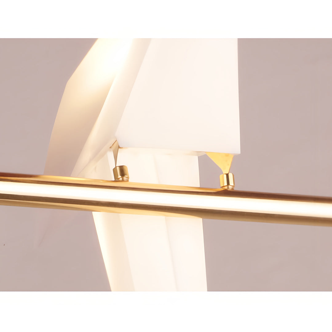 WINDSOR GILDED CRANE WALL LANTERN