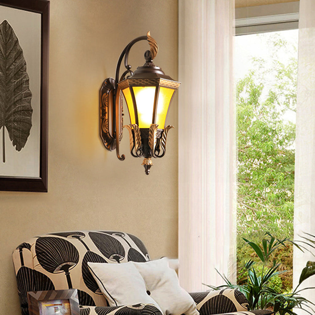 CARLETON COPPER GARDEN WALL LANTERN