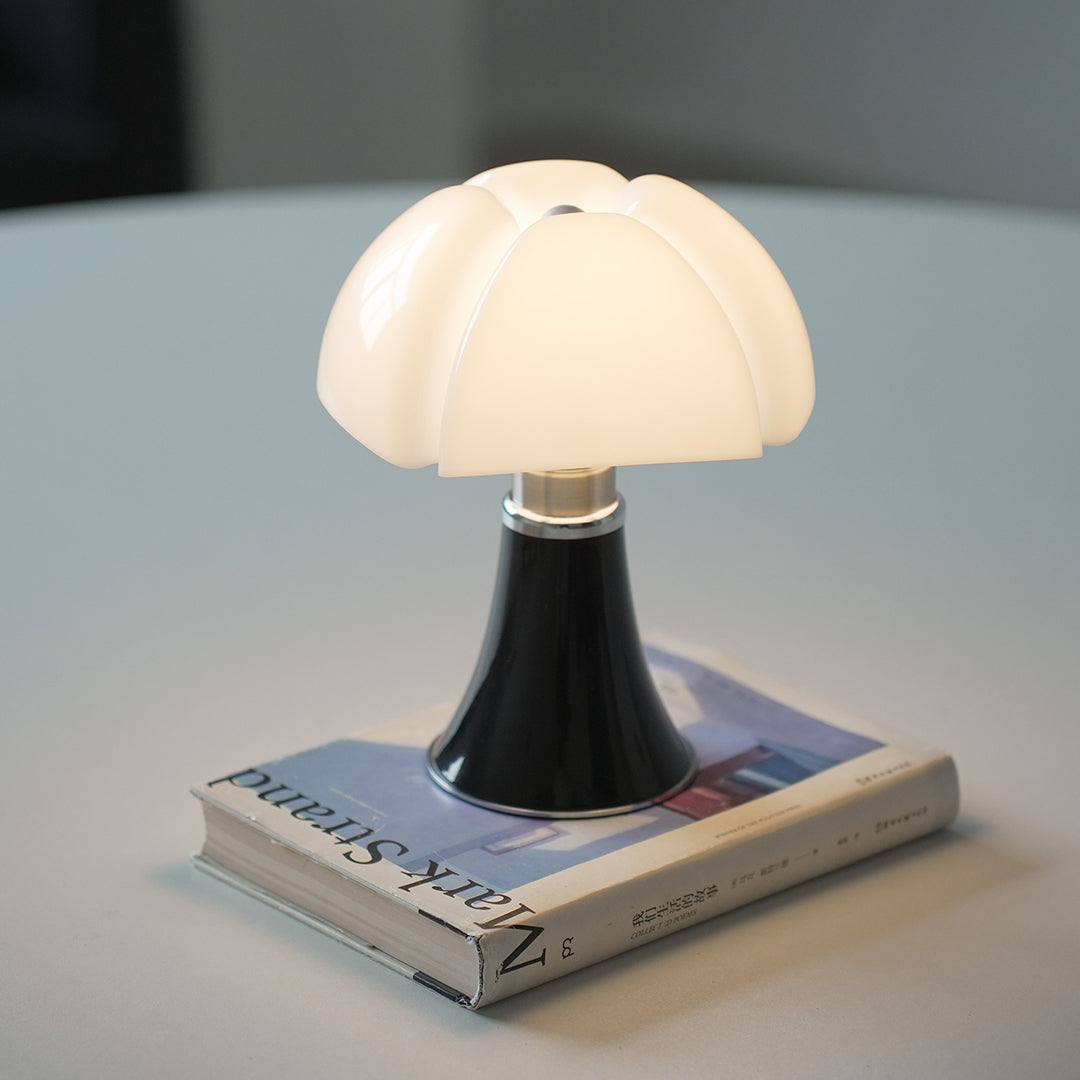 VINCENT IRON ARTISAN TABLE LAMP WITH ITALIAN INSPIRATION