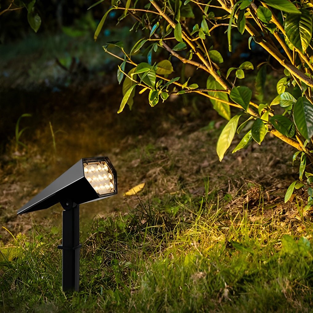 RAVENHALL SOLAR SPOTLIGHT WITH TILT FUNCTION