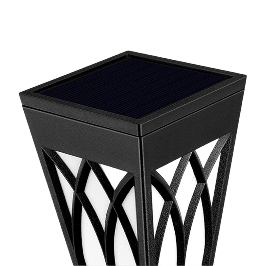 WINDSOR SOLAR-POWERED GARDEN LANTERN POST
