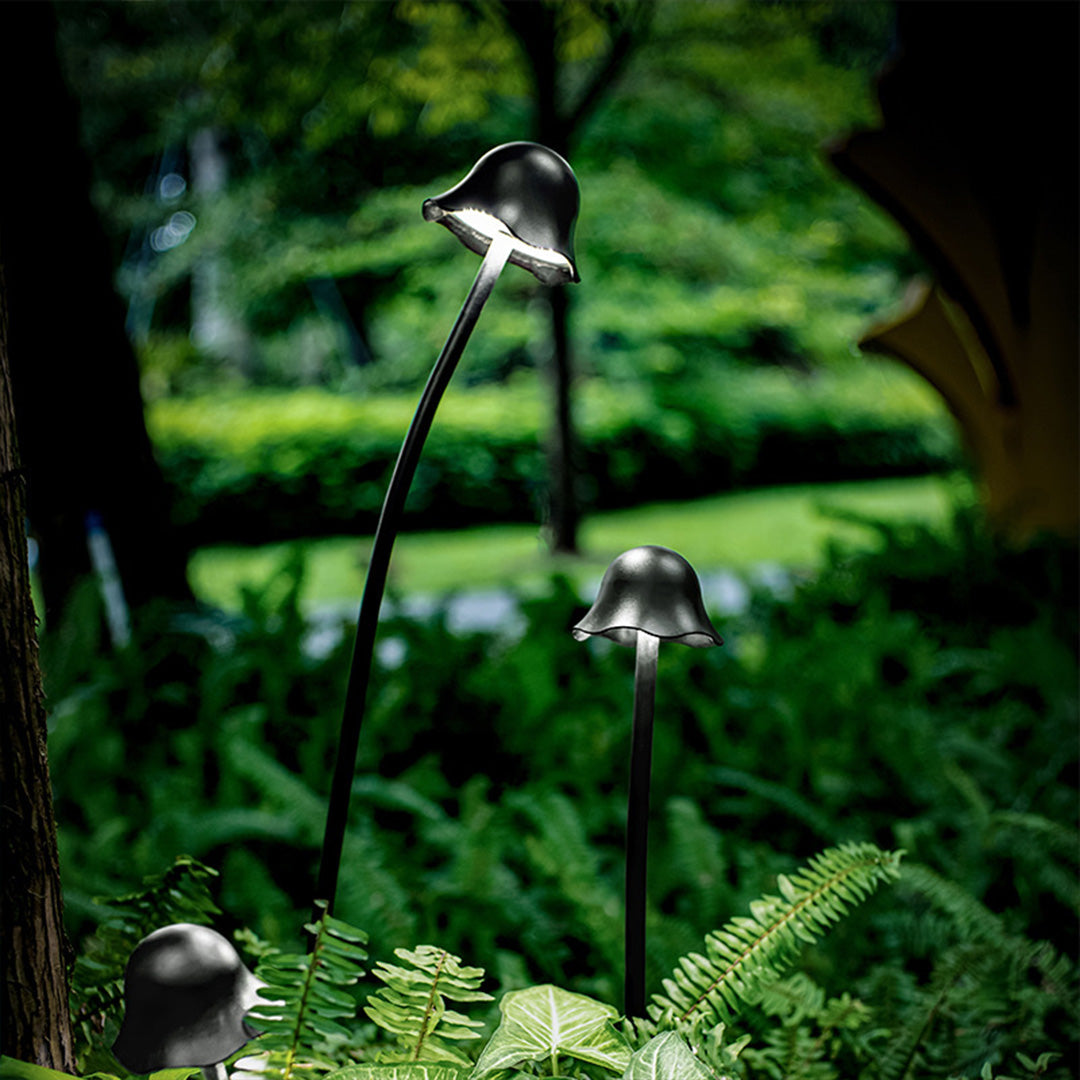 CHARLESTON BRONZE PATHWAY BEACON LIGHTS