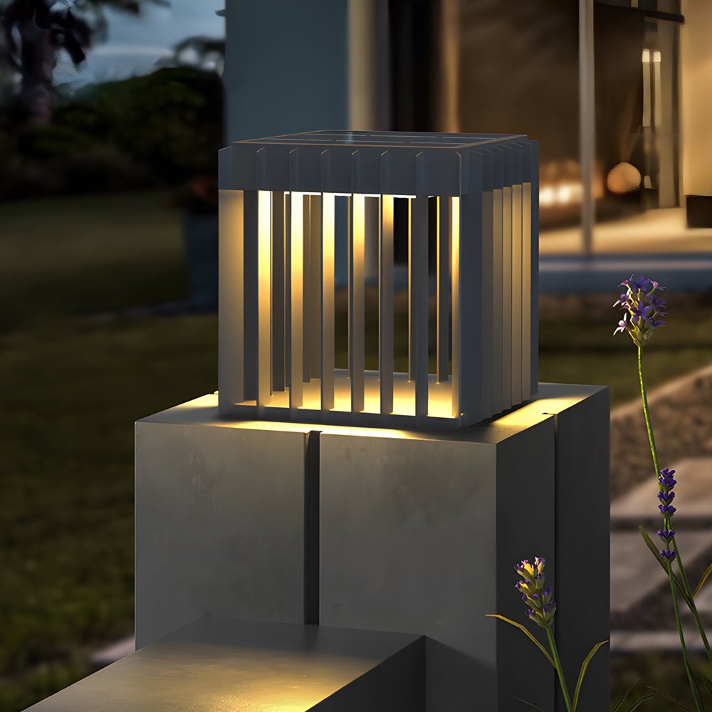 RAVENSDALE SOLAR-POWERED PILLAR LANTERN WITH SQUARE MOUNT