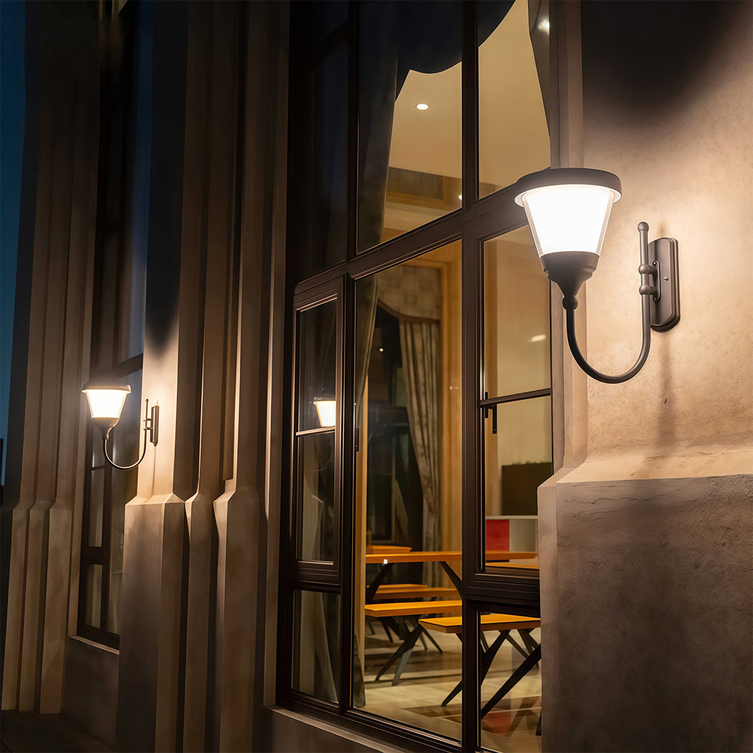 RAVENHURST WEATHERPROOF GARDEN WALL LANTERN