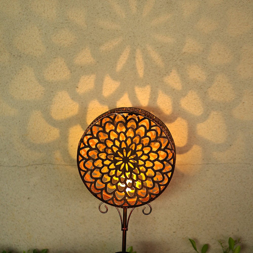 WINDSOR SOLAR-FILLED DRUM LANTERN, METAL OUTDOOR GARDEN ILLUMINATOR
