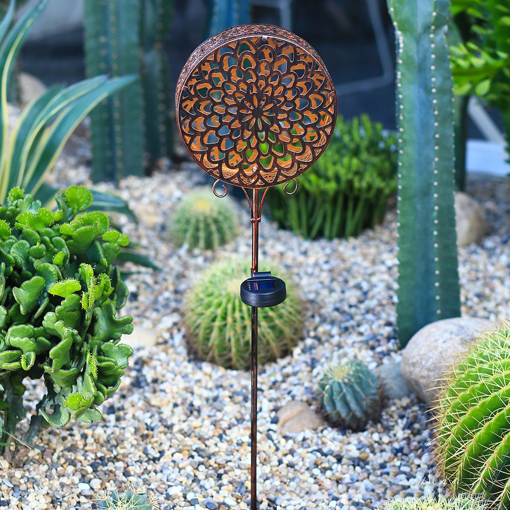 WINDSOR SOLAR-FILLED DRUM LANTERN, METAL OUTDOOR GARDEN ILLUMINATOR
