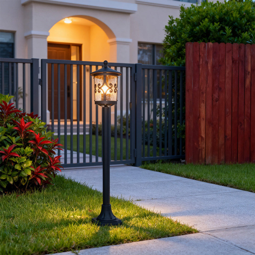 FENWICK RUSTIC GARDEN BOLLARD LANTERN