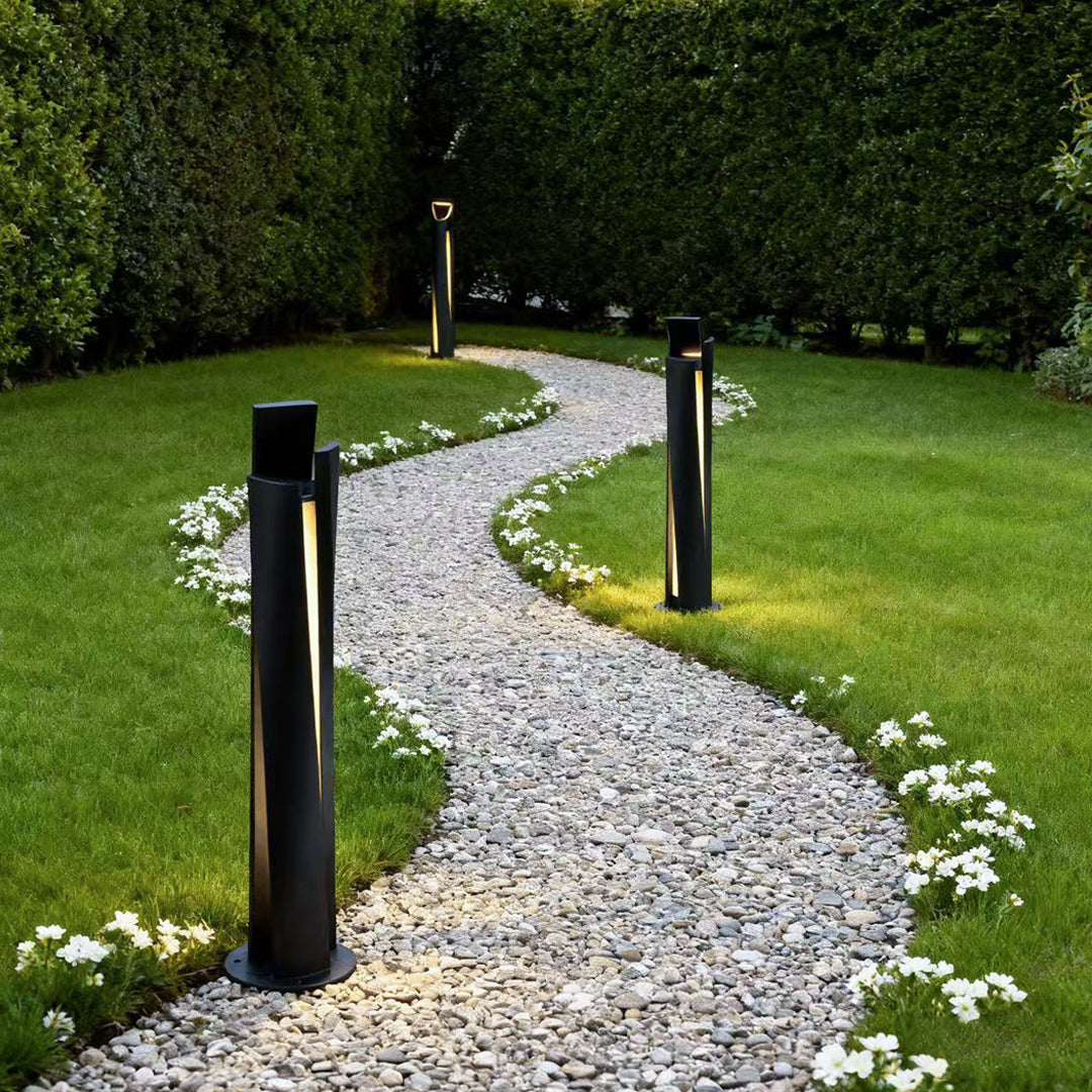 FENWICK ANODIZED ALUMINUM OUTDOOR BOLLARD LUMINAIRE