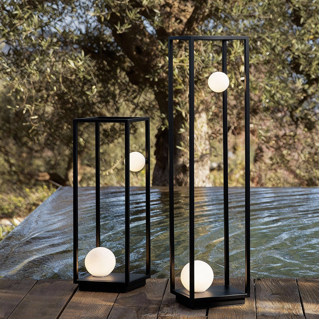 HEATHCLIFF GARDEN POST LANTERN