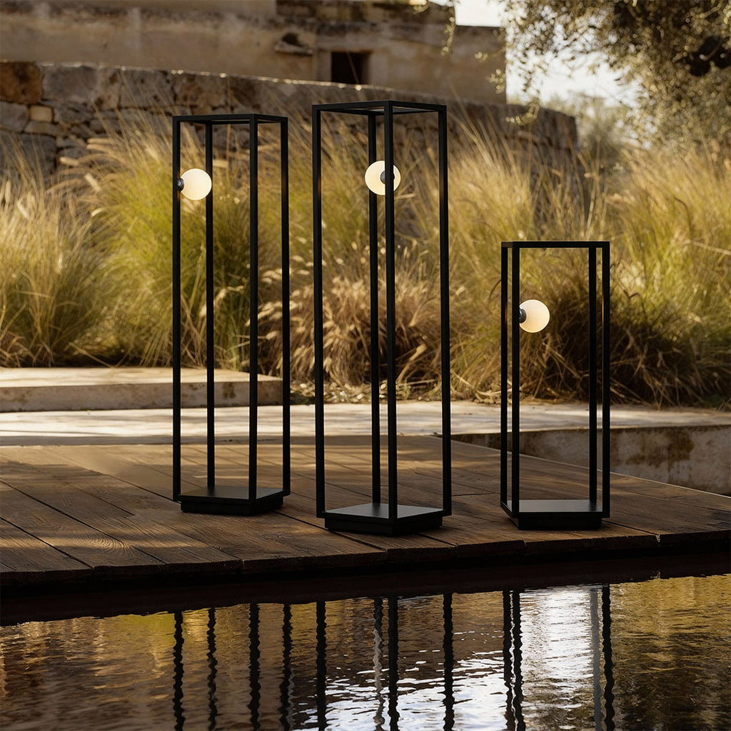 HEATHCLIFF GARDEN POST LANTERN