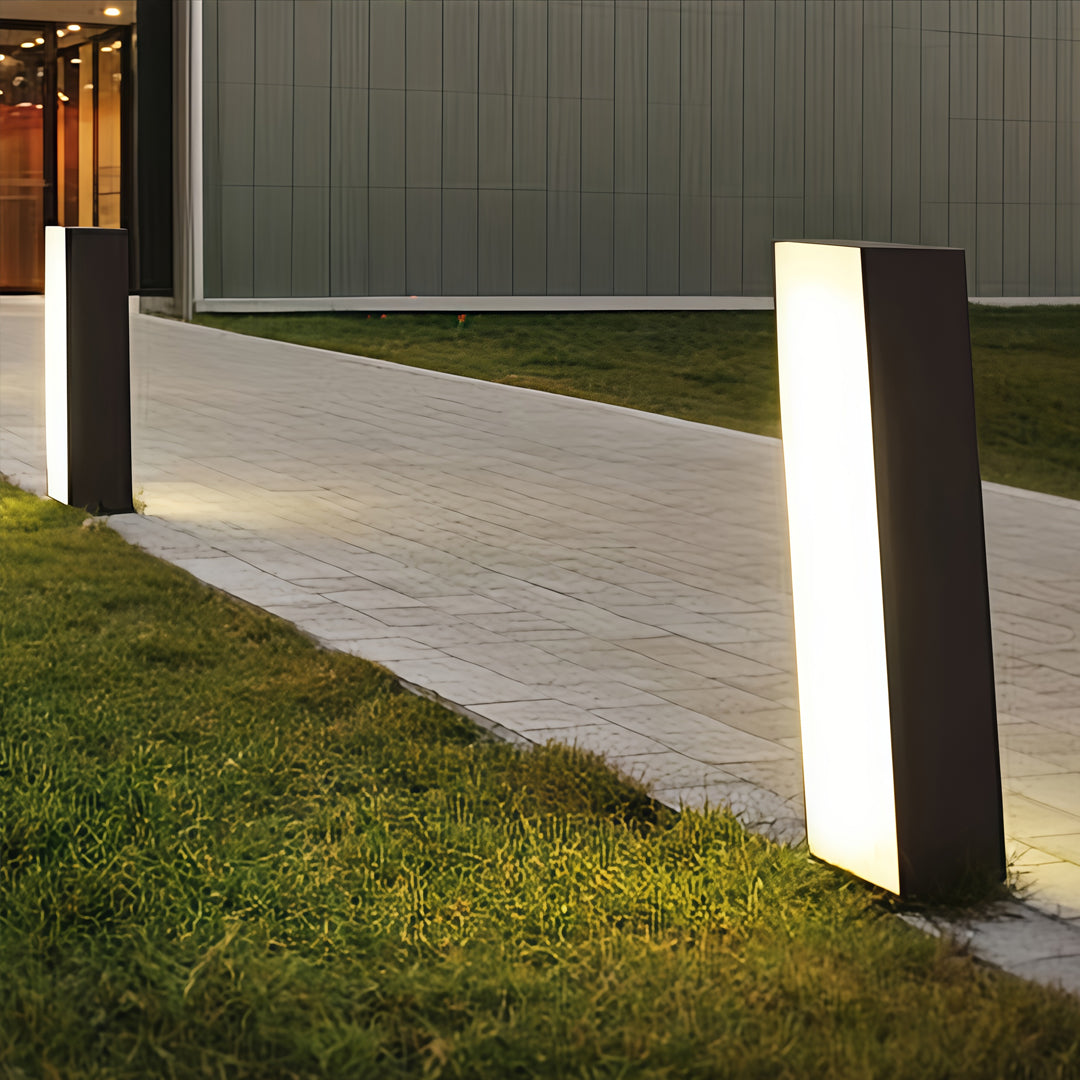 WINDSOR GLOW MODERN OUTDOOR LIGHTING BOLLARD