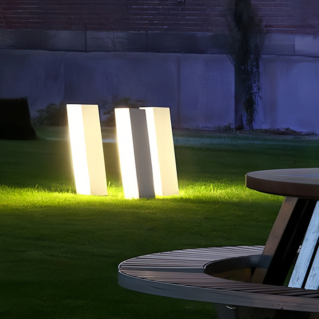 WINDSOR GLOW MODERN OUTDOOR LIGHTING BOLLARD
