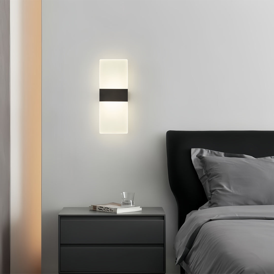 WINDSOR BRASS LED WALL SCONCE