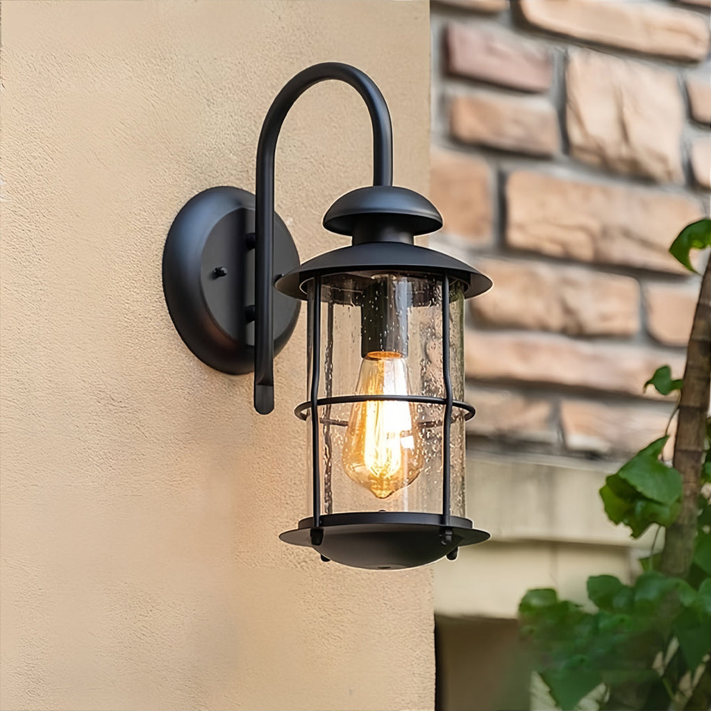WINDSOR GARDEN WALL LANTERN - European-Style Waterproof Illumination
