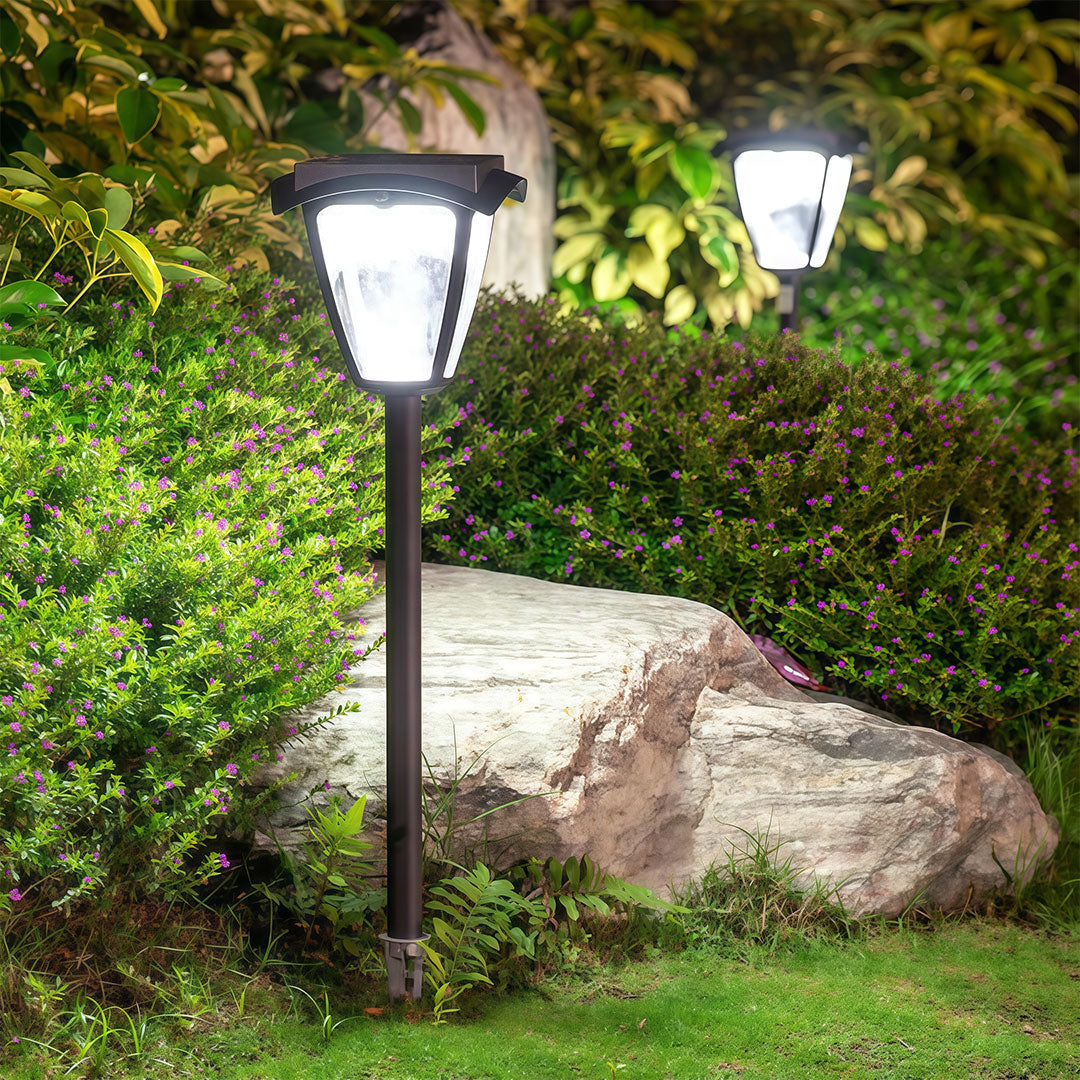 RAVENSCROFT SOLAR GLOW PATHWAY LANTERN