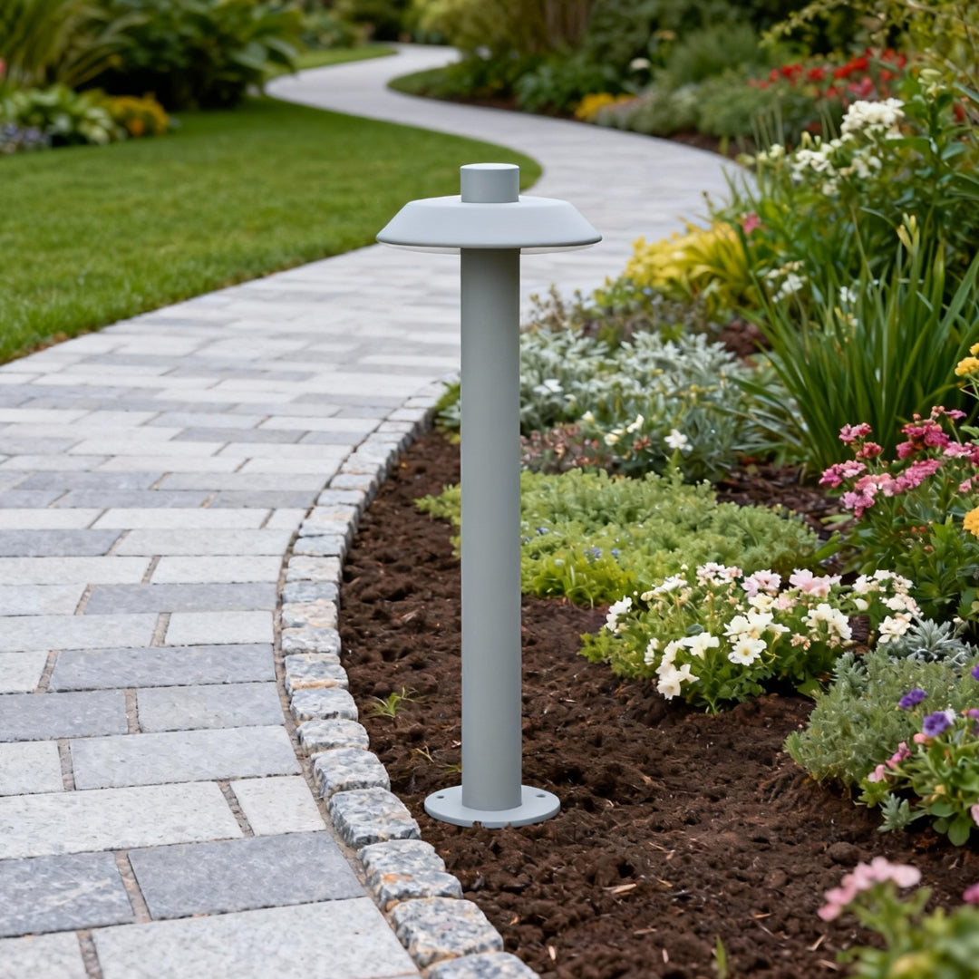 WINDSOR BRIGHT LED PATHWAY LANTERN WITH WATER-RESISTANT ALUMINUM FRAME