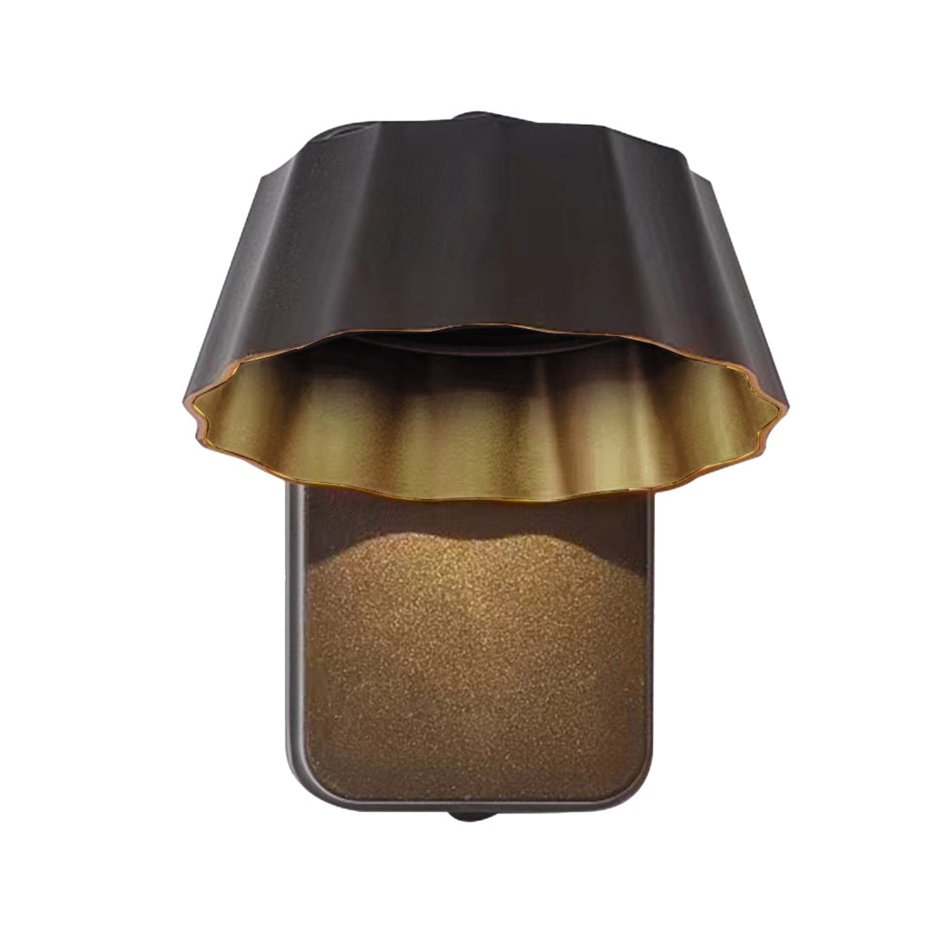 WINDSOR HEIGHTS ADJUSTABLE OUTDOOR WALL LANTERN