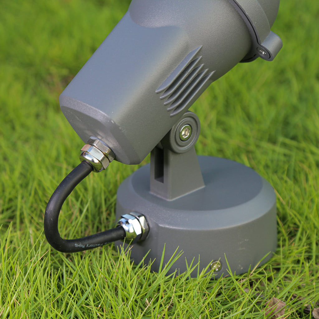 WINDSOR RAINSHIELD OUTDOOR LUMINAIRE