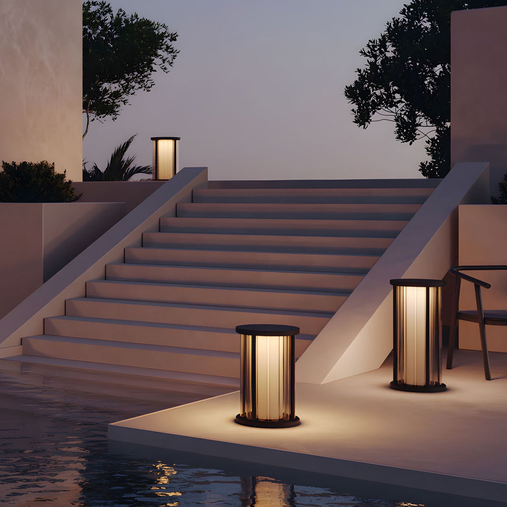 WINTERBOURNE SOLAR CYLINDER GARDEN LANTERN