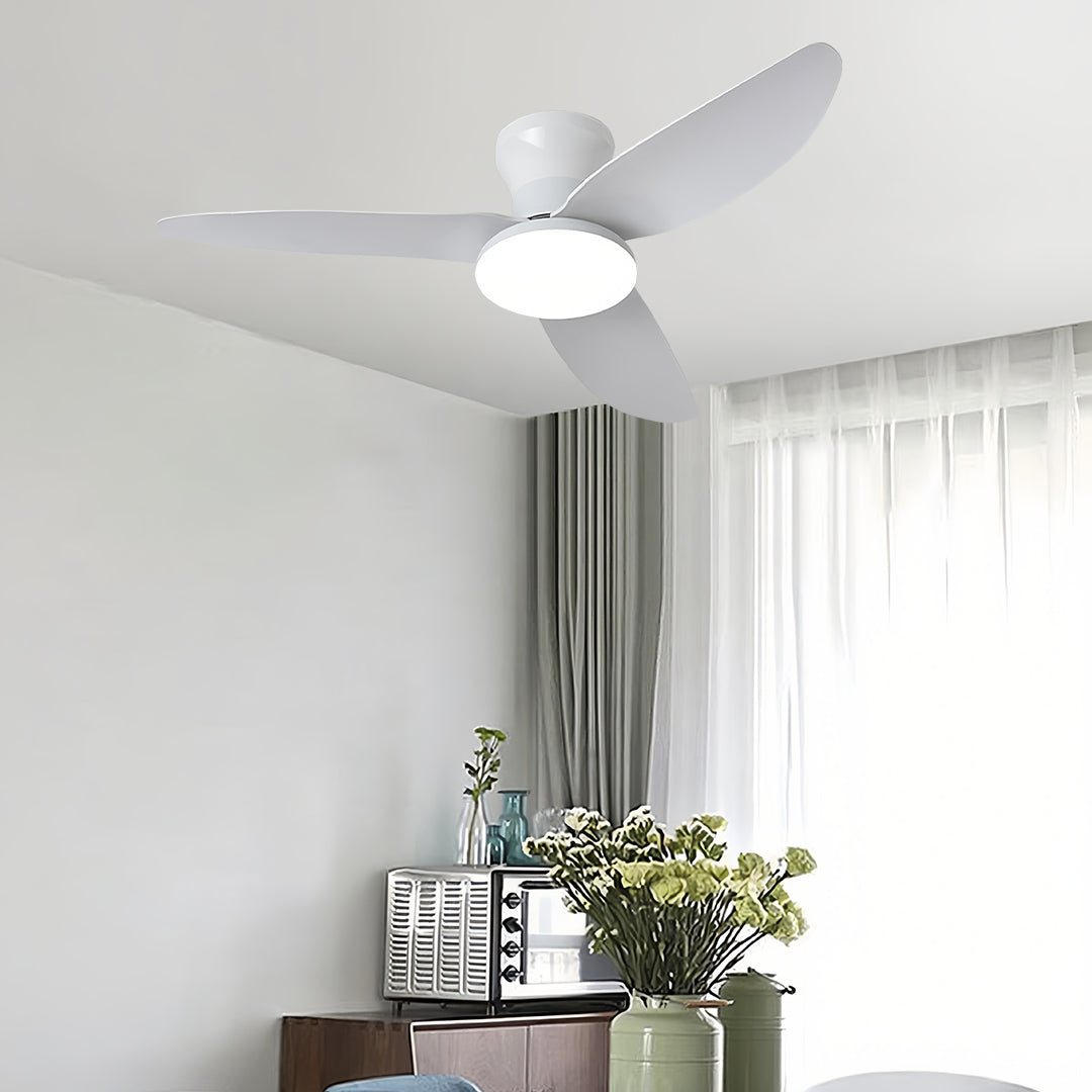 WINDSOR WHISPER 3-BLADE CEILING FAN WITH DIMMABLE LIGHT AND REMOTE CONTROL