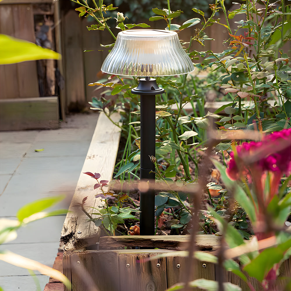 BRAMBLEHURST SOLAR GARDEN ILLUMINATOR, VINTAGE WATERPROOF STAKE LIGHT