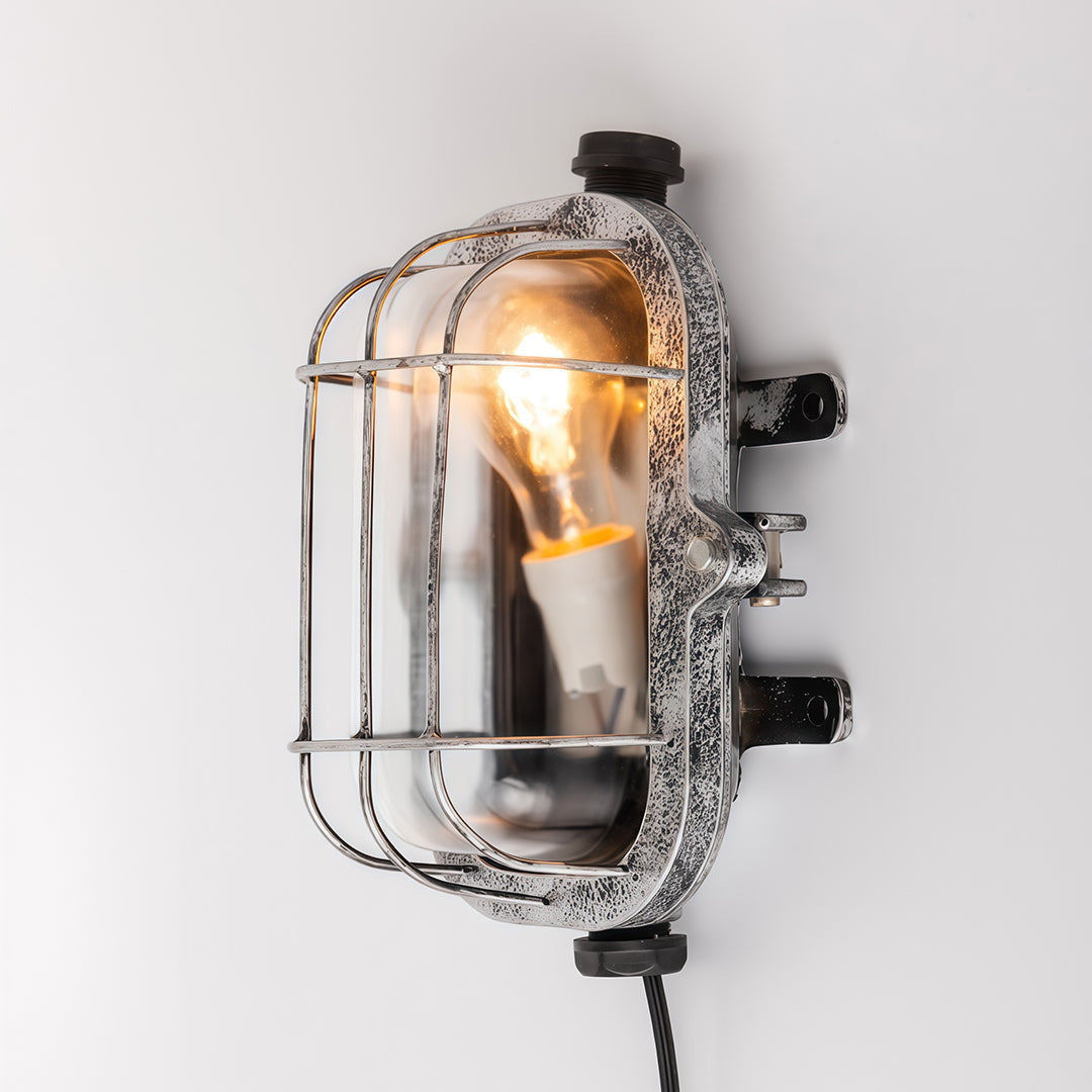 WINCHESTER VINTAGE METAL OUTDOOR WALL LIGHT