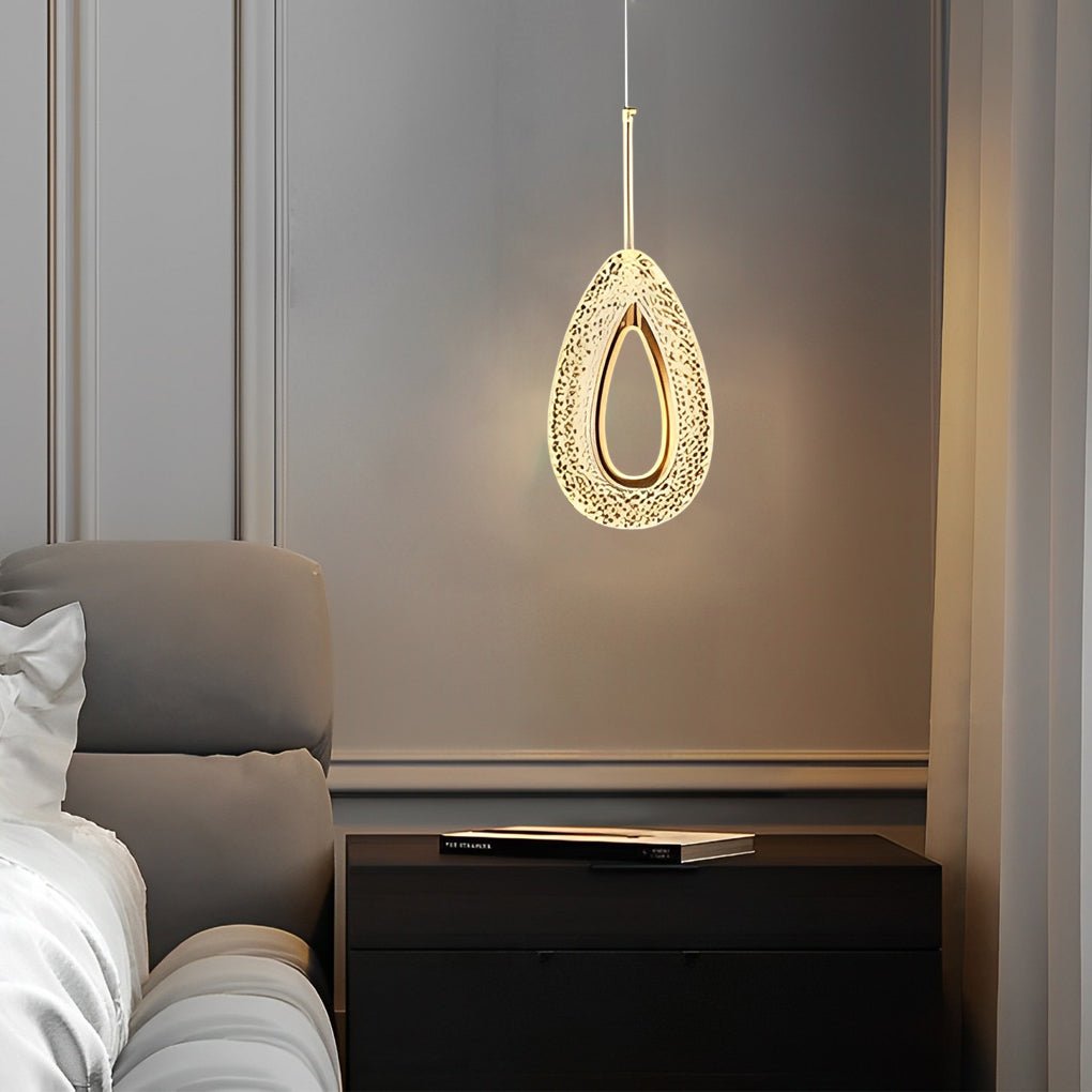 WINTHROP TRIPLE DIMENSIONAL DROPLET PENDANT LIGHT