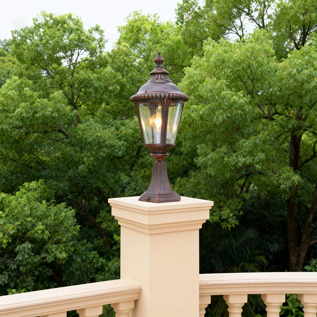 WINDSOR GARDEN COLUMN BEACON LIGHT