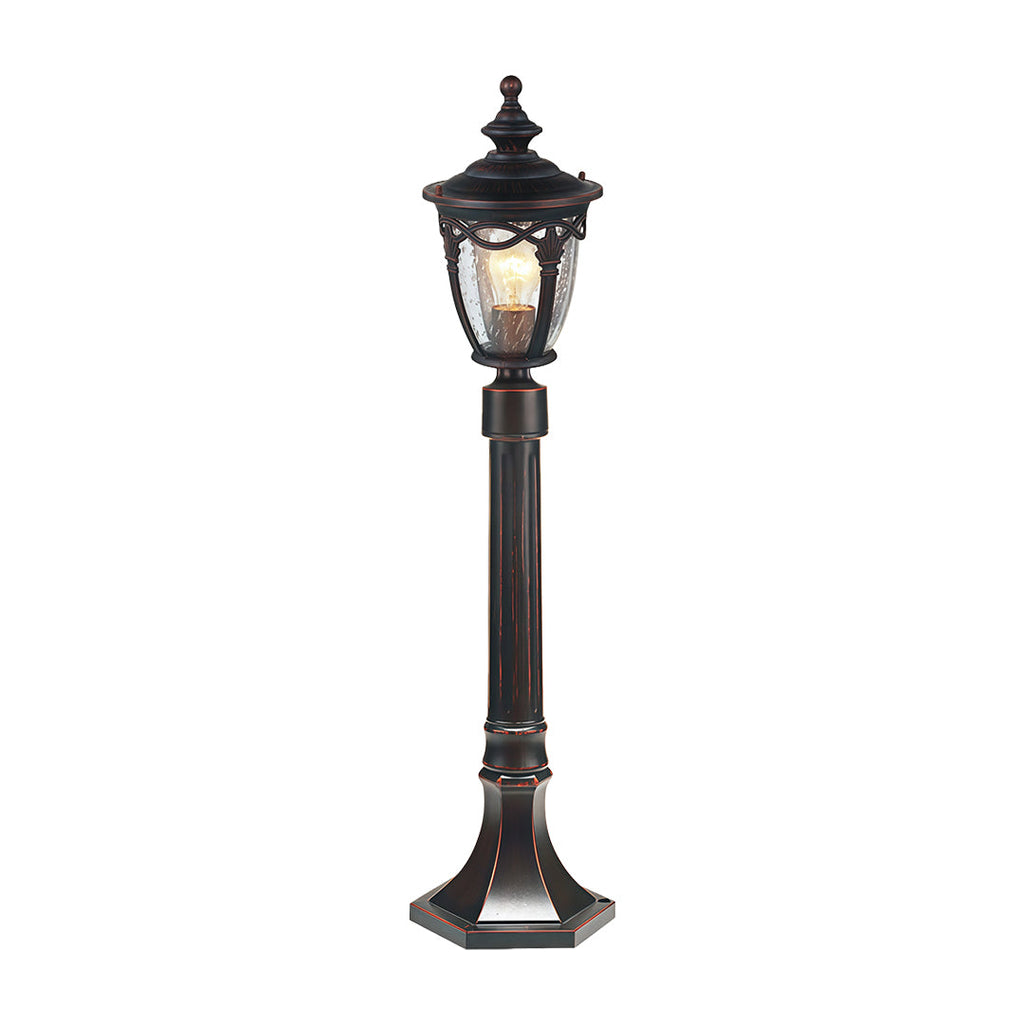WINDSOR ALUMINUM GARDEN PATHWAY LANTERN WITH WEATHERPROOF DESIGN