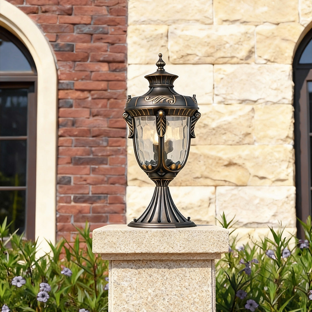 WINDSOR SHIELD OUTDOOR PILLAR LANTERN
