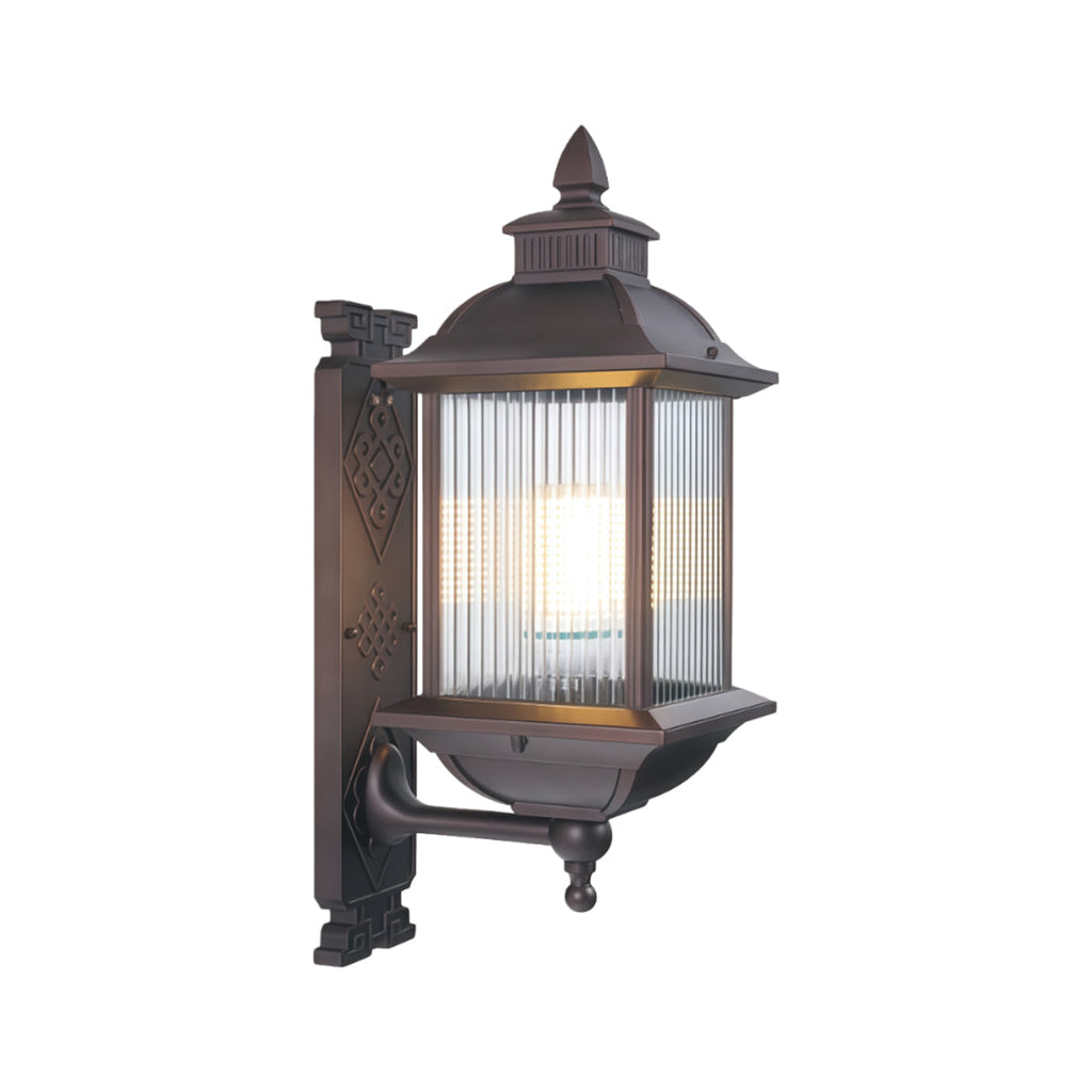 WINDSOR ALUMINUM GARDEN WALL LANTERN - WATER-RESISTANT TRADITIONAL DESIGN