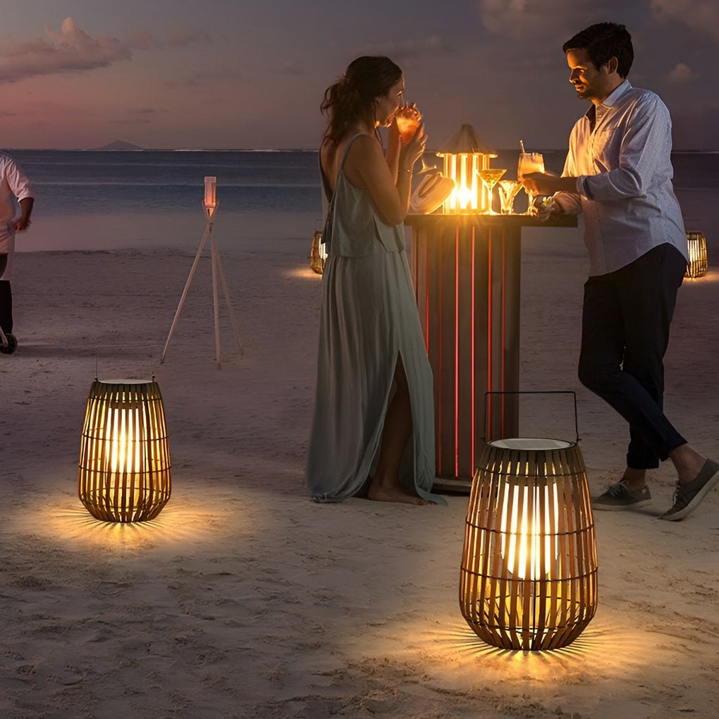 WINDSOR RATTAN SOLAR SUSPENDED LANTERN