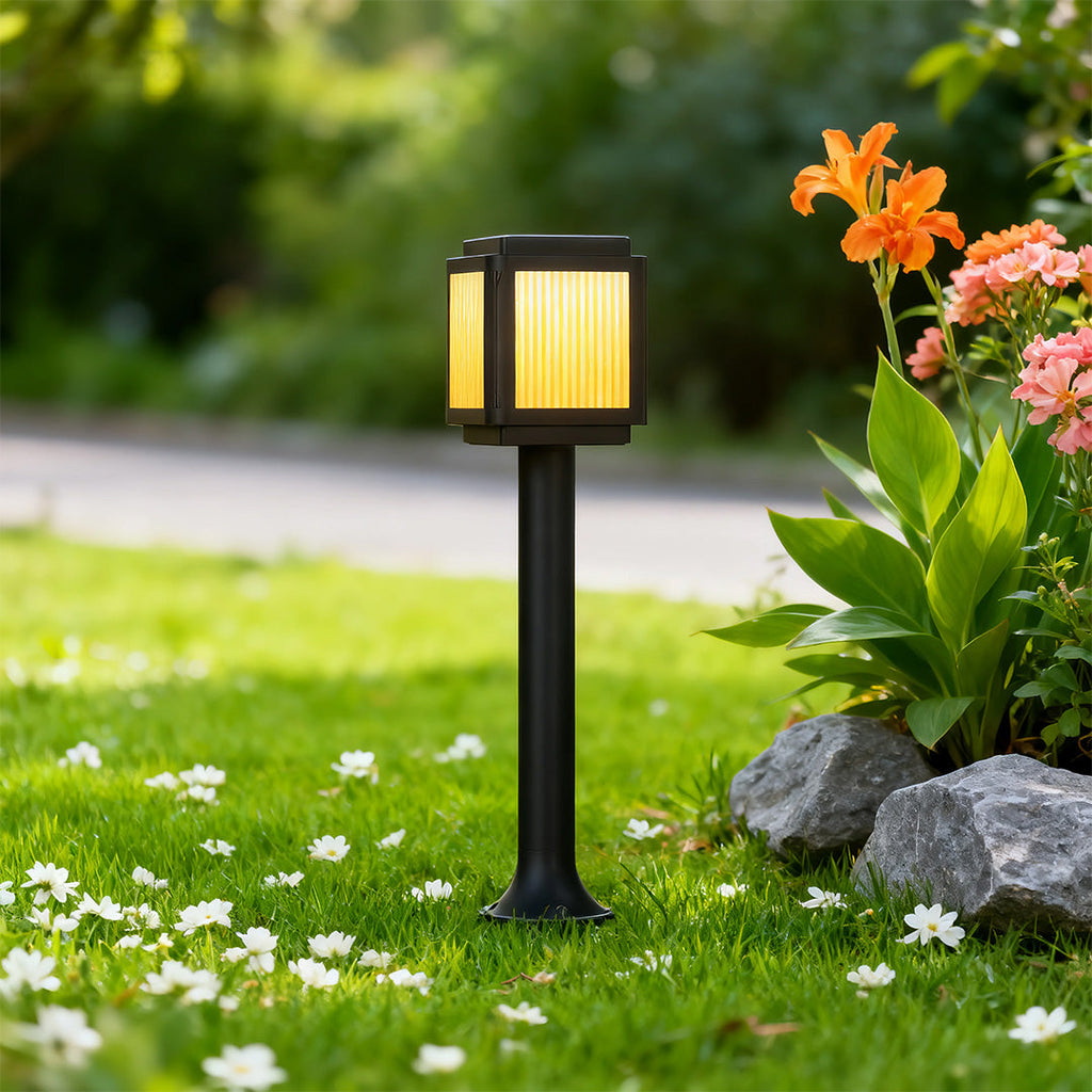 WINDSOR RAY SOLAR GARDEN LANTERN POST