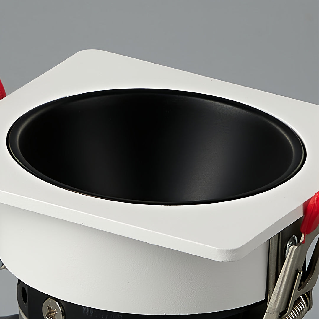 WINTHORPE SQUARE RECESSED CEILING ILLUMINATOR