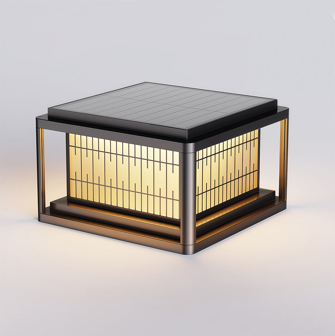 WINDSOR GARDEN COLUMN LIGHT WITH WATER-RESISTANT DESIGN