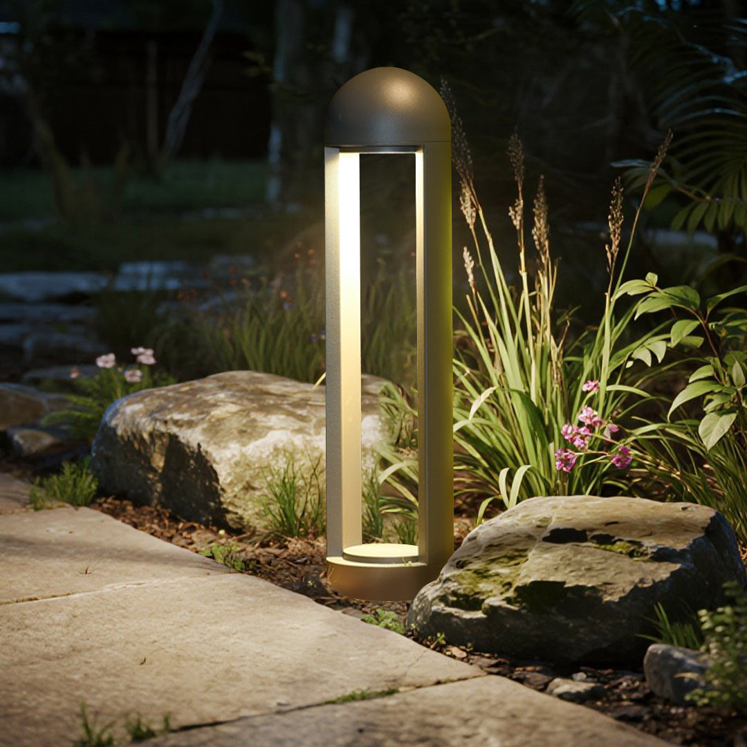 WINDSOR VERDANT PATHWAY LANTERN
