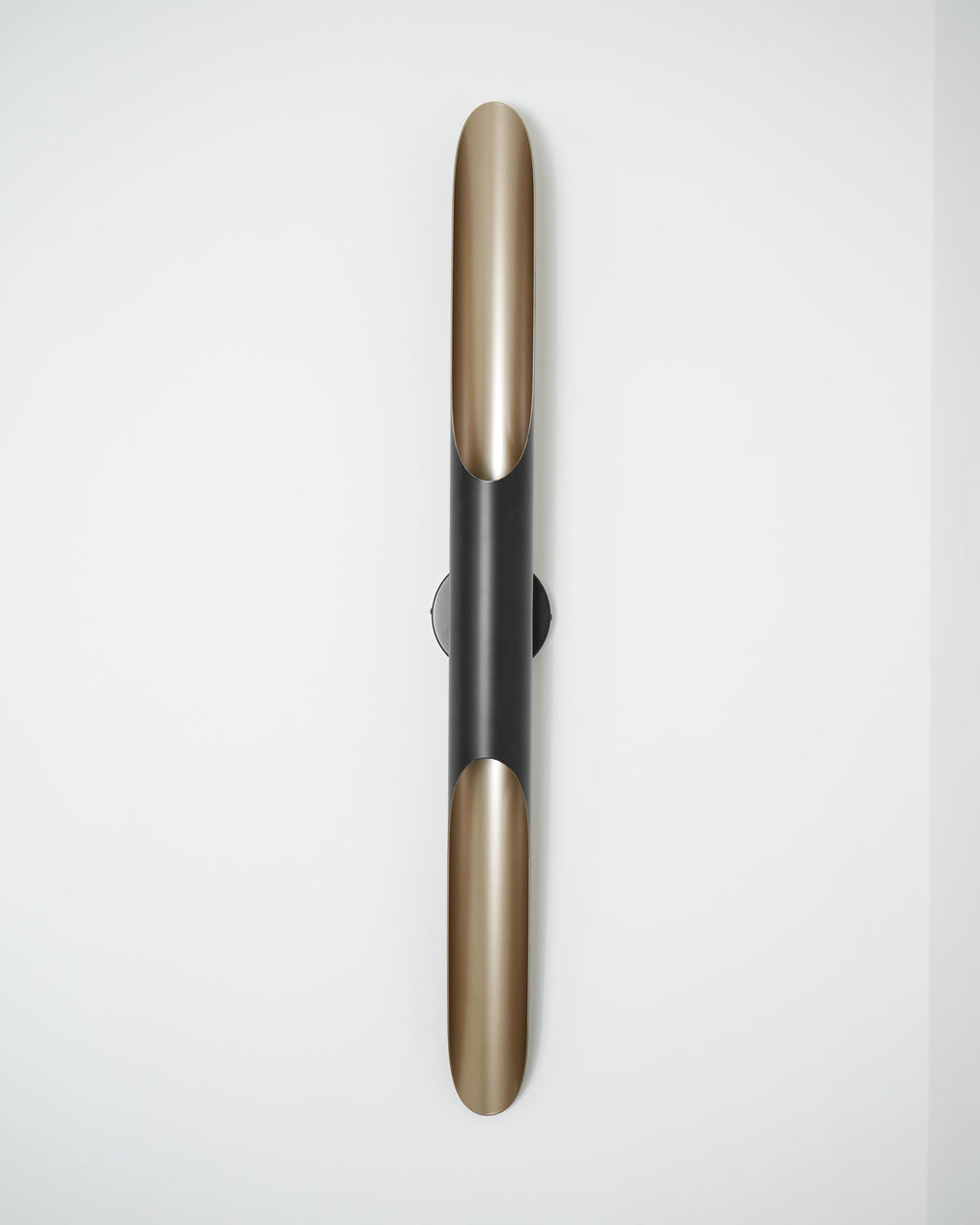 WINTHROP TAPERED GLASS WALL SCONCE