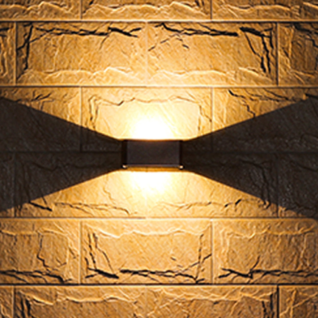 RAVENSDALE LUMEN RISE AND FALL OUTDOOR WALL SCONCE