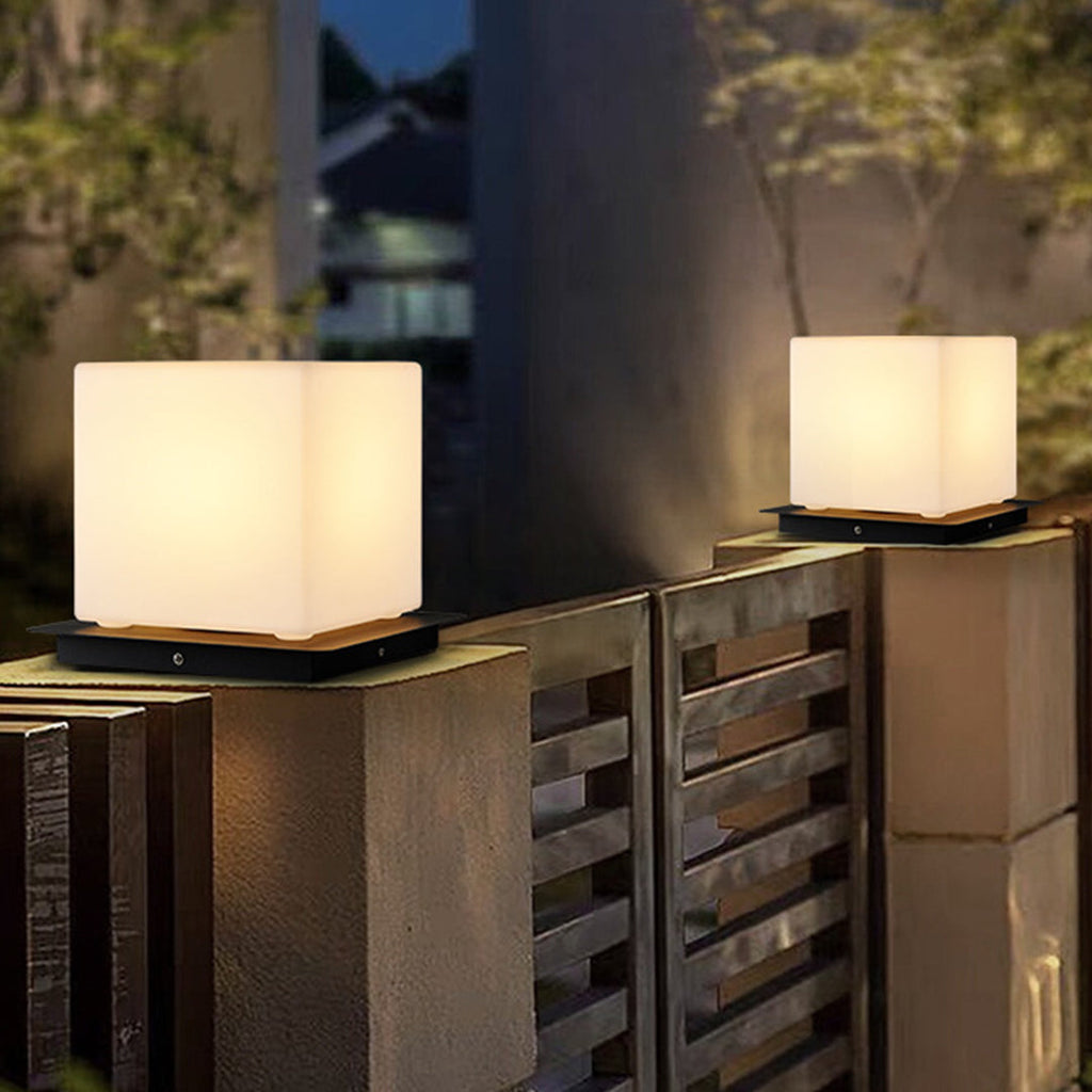 WINCHESTER AQUAPROOF OUTDOOR COLUMN LIGHTS WITH POLYETHYLENE SHADE