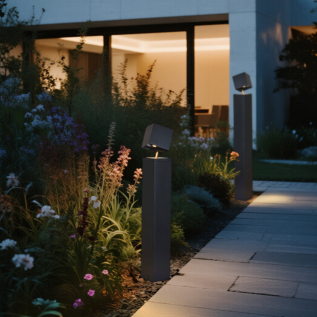 RAVENHURST MODERN SOLAR BOLLARD LIGHTING