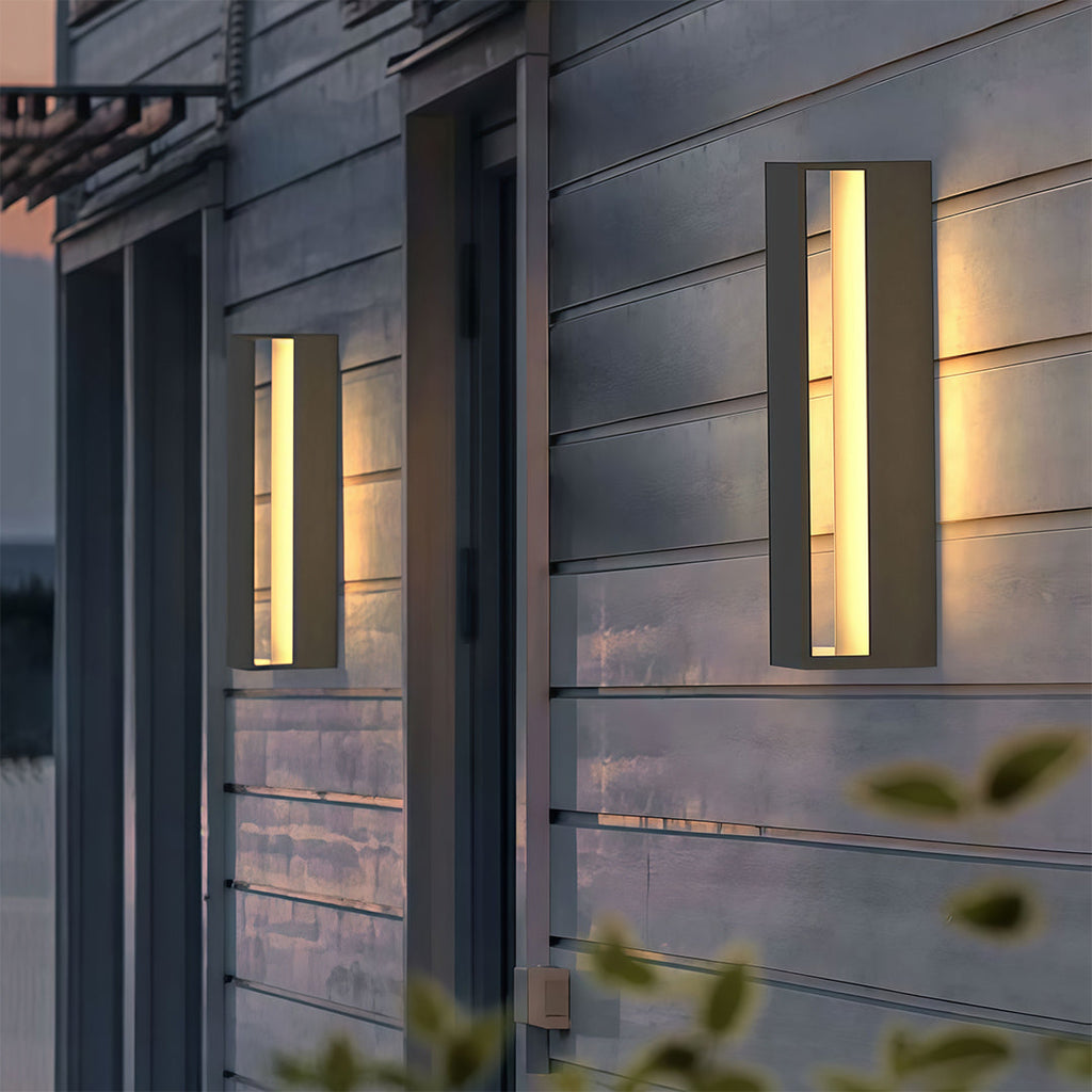 RAVENHALL OUTDOOR METAL WALL LANTERN