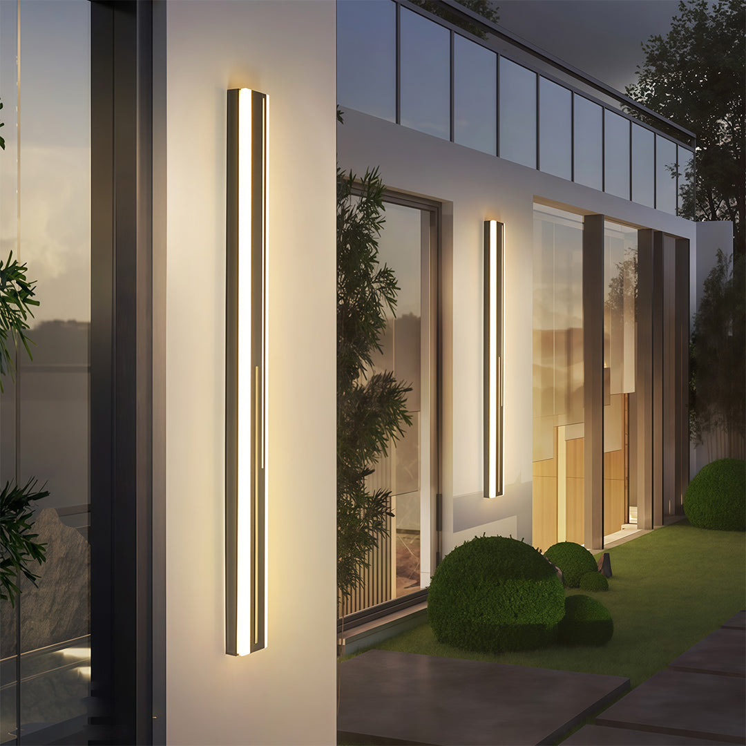 THORNBURY RAINPROOF OUTDOOR LINEAR WALL LANTERN