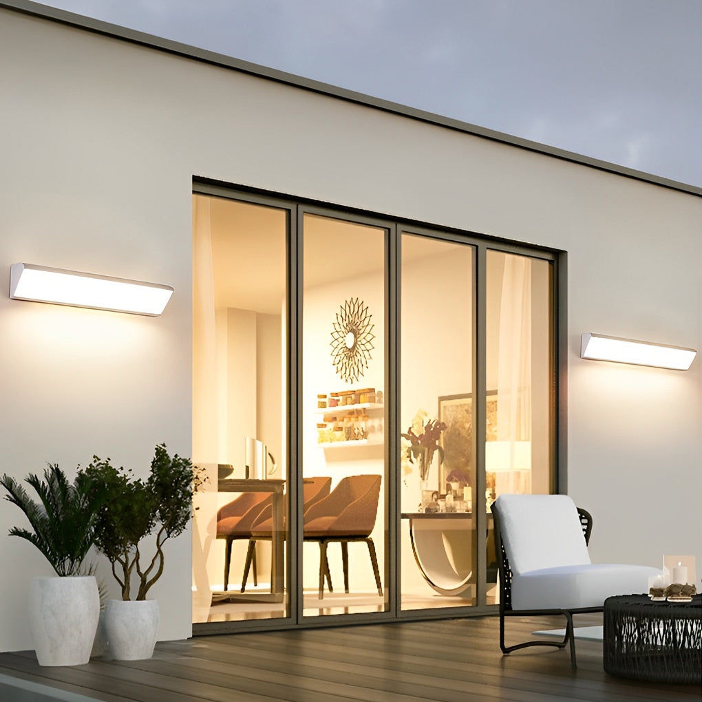 WINTHROP MODERN LED OUTDOOR WALL LANTERN