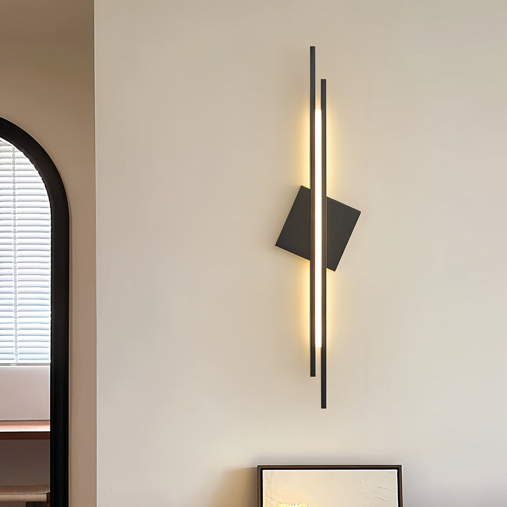 WINTHORPE GEOMETRIC DIAMOND WALL SCONCE