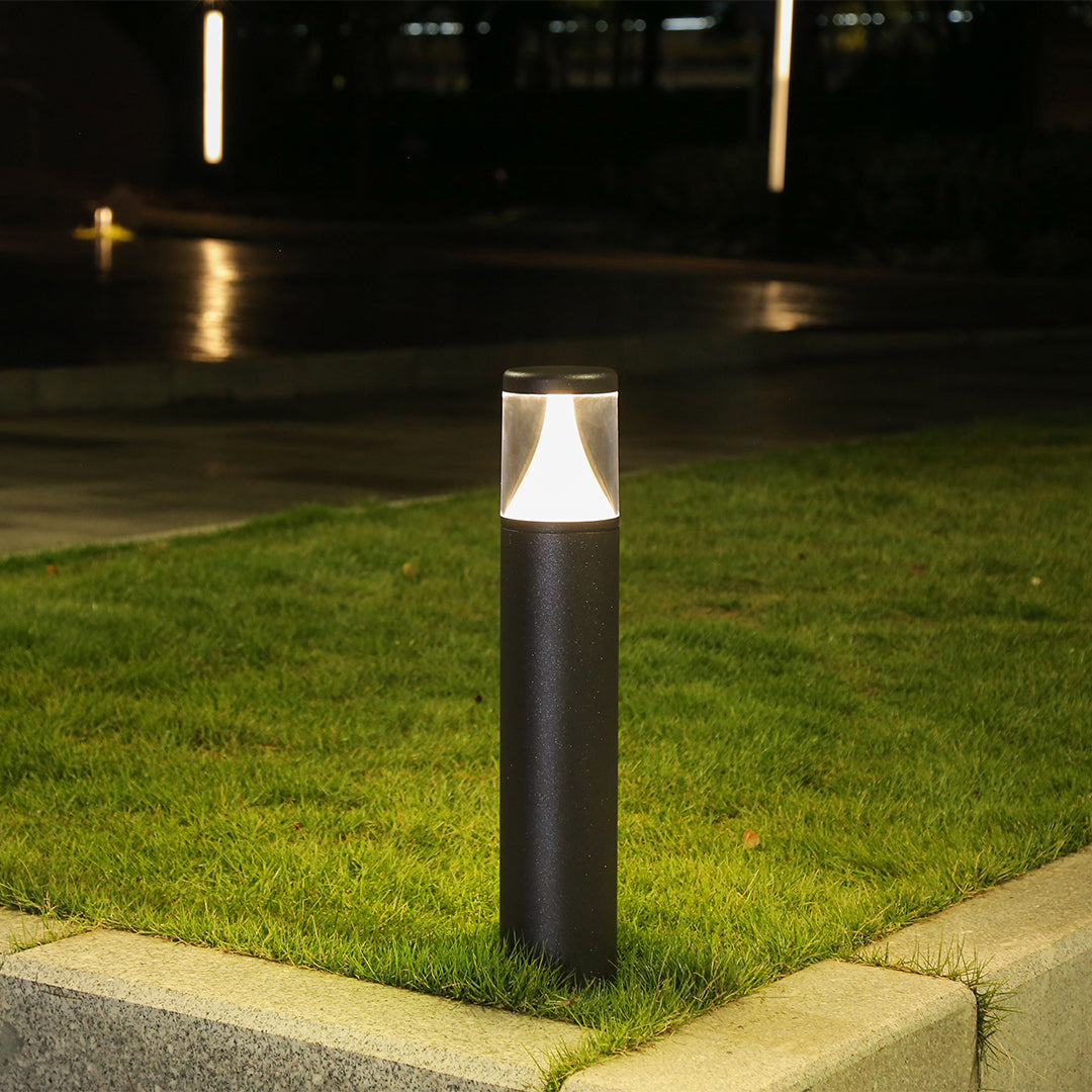 HALIFAX RUSTIC GLOW GARDEN STAKES