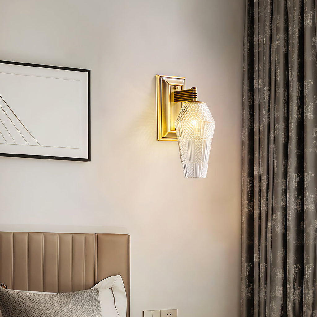 VIOLETTE BRASS FRENCH INSPIRED WALL LANTERN