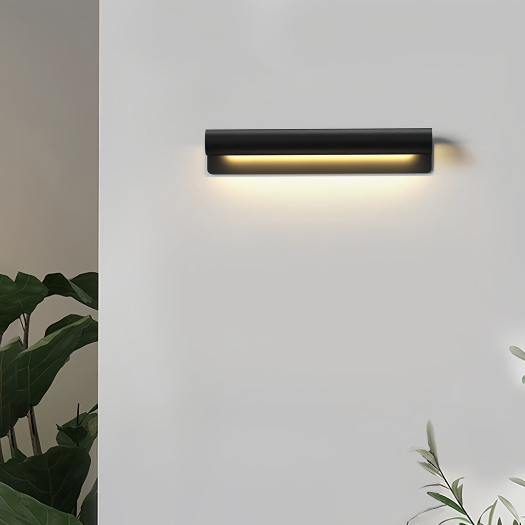 BRAMBLETON COPPER RAIN-SHIELD WALL LIGHT
