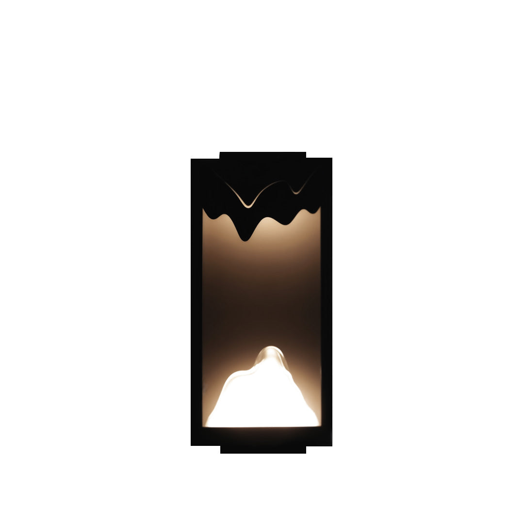 RAVENSHIRE WEATHERPROOF GARDEN LANTERN